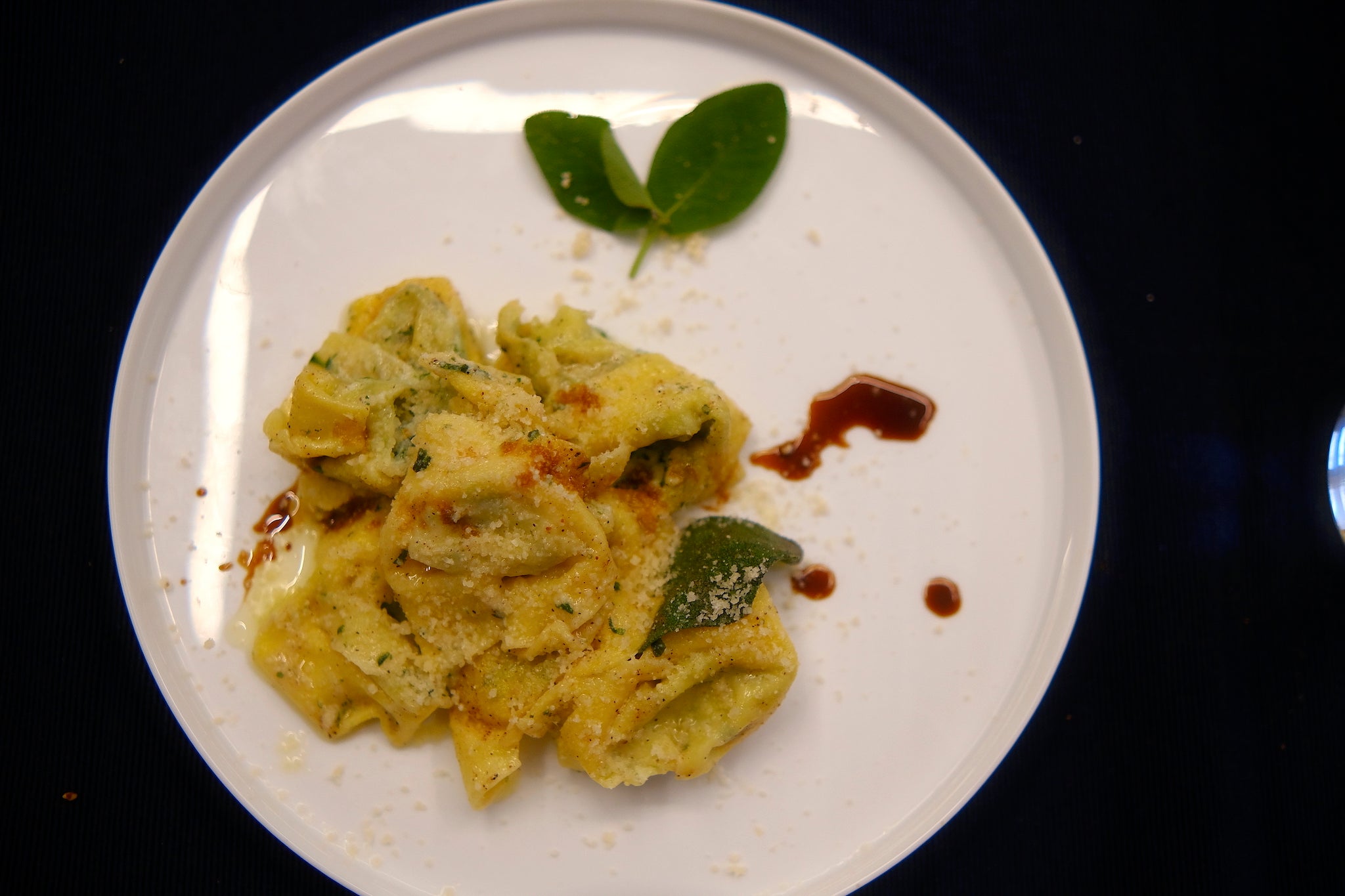 Tortelloni Burro e Salvia alla modenese ( anche per vegetariani)